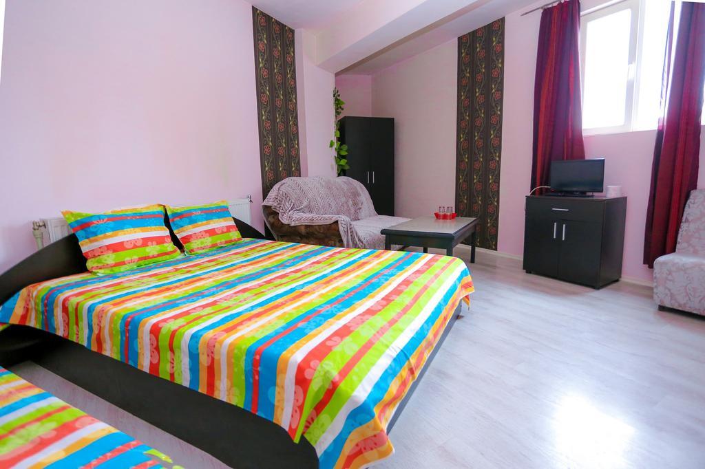 Hostel Shatrata Bogomilovo Экстерьер фото