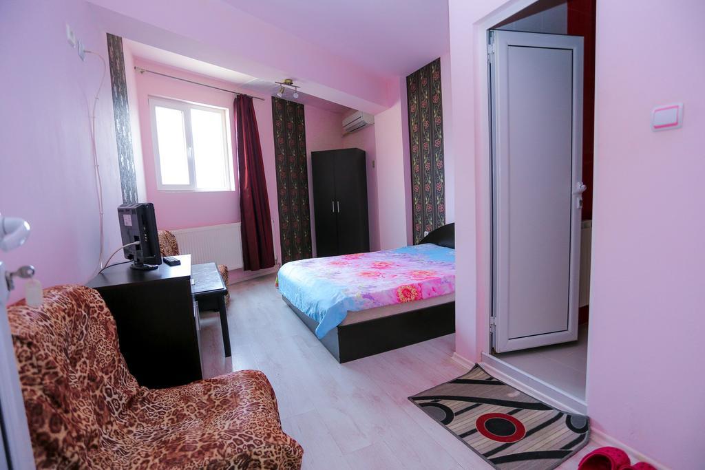 Hostel Shatrata Bogomilovo Экстерьер фото